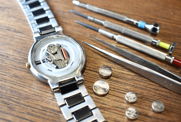 時計宝石眼鏡の水上 時計修理・電池交換価格表